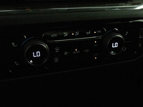 Certified 2023 Chevrolet Silverado 1500 LT image 23