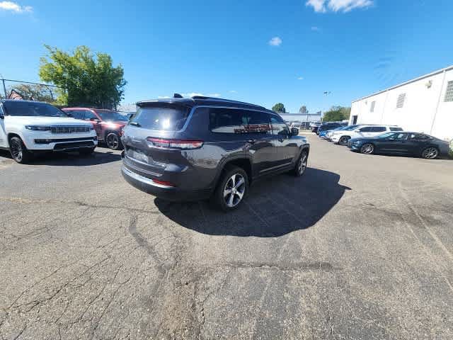 Used 2023 Jeep Grand Cherokee L Limited AWD/4WD image 14