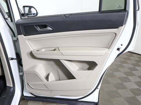 Used 2020 Volkswagen Atlas SE w/ Panoramic Sunroof Package image 28