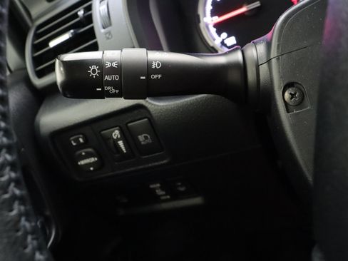 Used 2024 Toyota 4Runner Limited RWD image 27