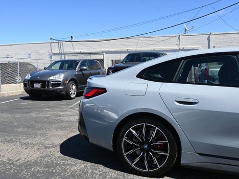 Used 2023 BMW i4 eDrive40 w/ M Sport Package RWD image 10