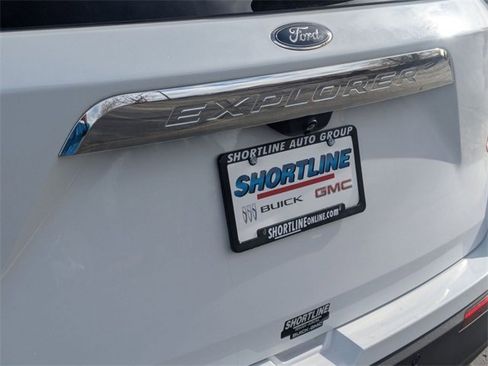 Used 2020 Ford Explorer 4WD image 11