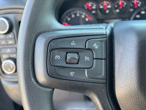 Used 2023 Chevrolet Silverado 1500 Custom image 35