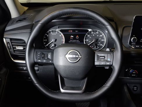 Used 2026 Nissan Rogue SV w/ SV Premium Package AWD/4WD image 15