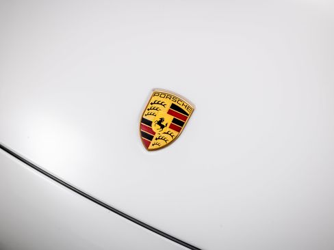 Used 2024 Porsche 911 Carrera RWD image 28