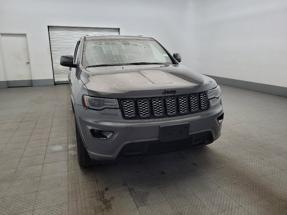 Used 2022 Jeep Grand Cherokee Laredo X AWD/4WD image 14