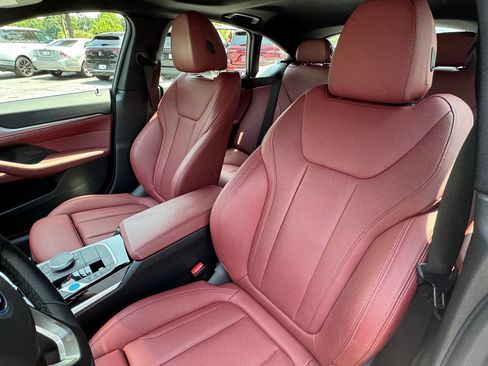 Used 2023 BMW i4 eDrive35 w/ Premium Package RWD image 12
