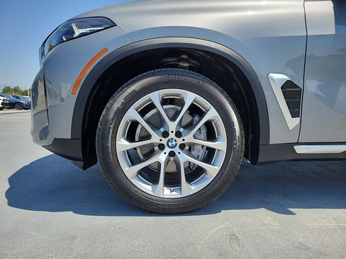 Used 2024 BMW X5 sDrive40i w/ Parking Assistance Package RWD image 5