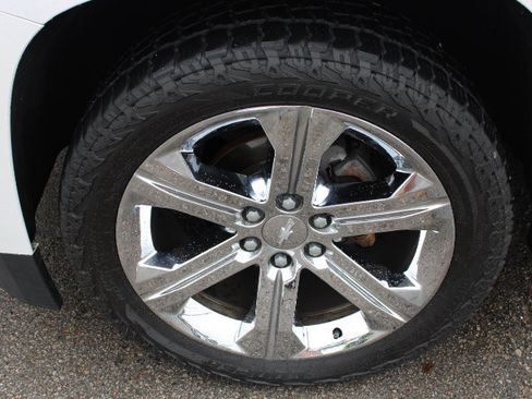 Used 2019 Chevrolet Tahoe Premier AWD/4WD image 11