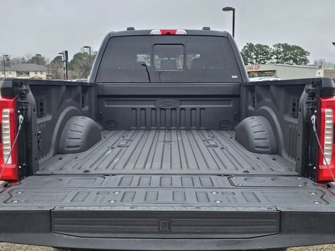 Used 2024 Ford F250 Lariat w/ Lariat Ultimate Package image 31