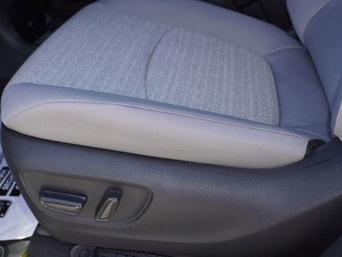 New 2026 Toyota Sienna LE image 13