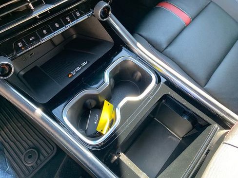 Used 2026 Chevrolet Traverse RS image 39