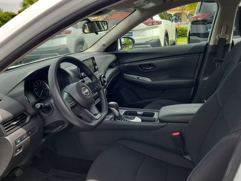 Used 2024 Nissan Sentra S FWD image 14