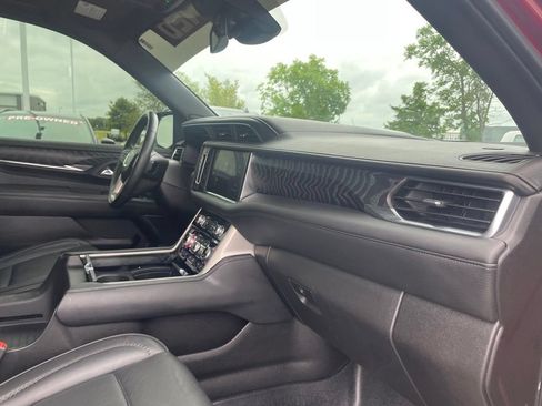 Used 2023 GMC Yukon Denali w/ LPO, Floor Liner Package AWD/4WD image 31