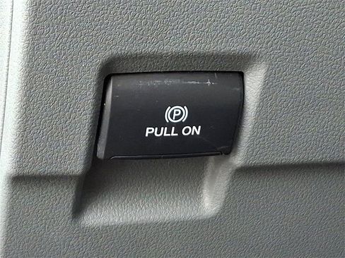 Used 2025 Ford F250 XLT w/ Snow Plow Prep Package image 27