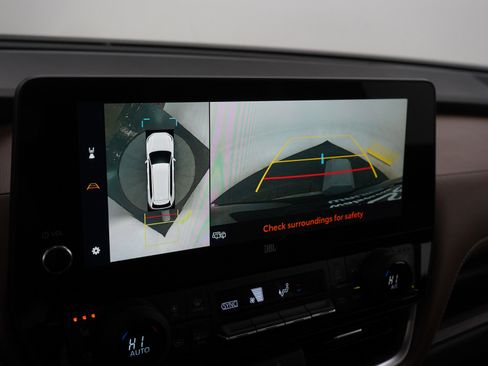 Used 2026 Toyota Grand Highlander Platinum image 24