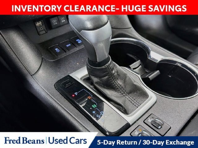 Used 2019 Toyota Highlander XLE AWD/4WD image 23