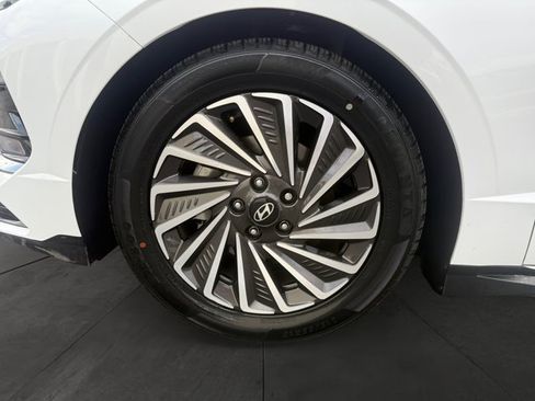 Used 2024 Hyundai Sonata SEL FWD image 9