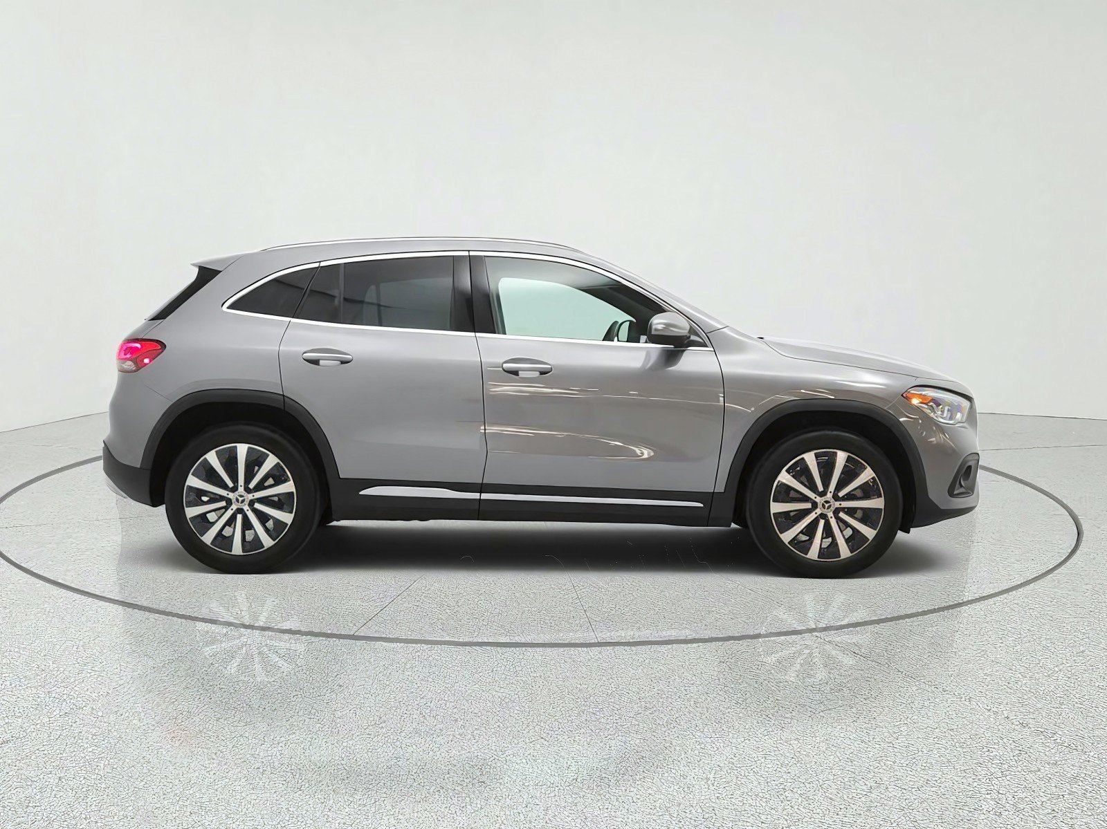 Used 2023 Mercedes-Benz GLA 250 image 4