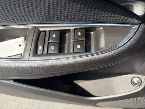 Used 2016 Chevrolet Cruze LT w/ Convenience Package image 17