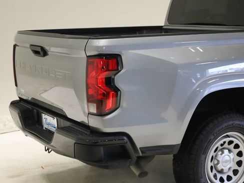 Used 2023 Chevrolet Colorado W/T image 6