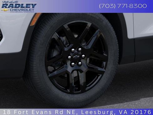New 2025 Chevrolet Blazer LT w/ Convenience Package image 11