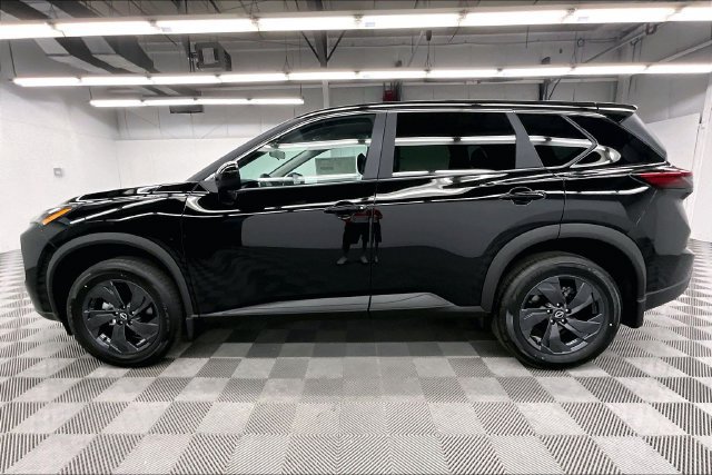 New 2027 Nissan Rogue SV FWD image 18