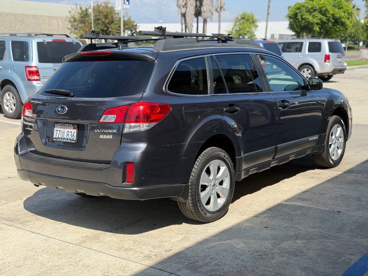 Used 2012 Subaru Outback 2.5i Limited AWD/4WD image 11