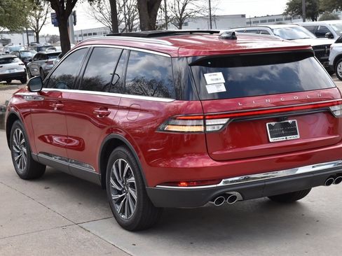 New 2026 Lincoln Aviator 2WD image 9