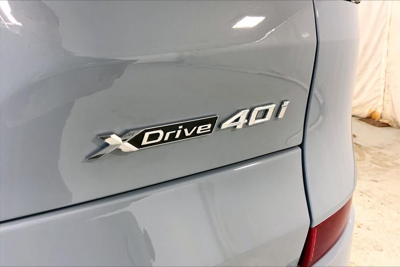 Used 2026 BMW X5 xDrive40i w/ M Sport Package AWD/4WD image 15