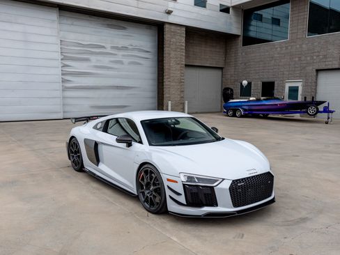 Used 2018 Audi R8 V10 plus AWD/4WD image 20