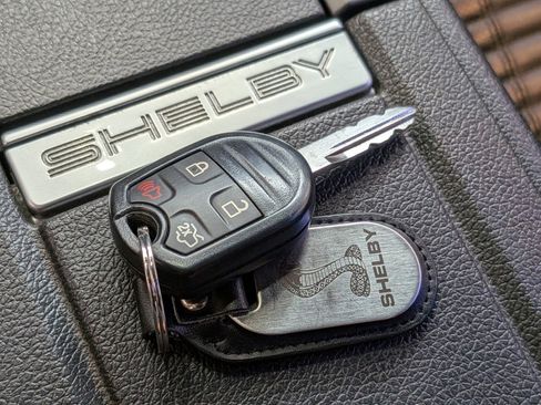 Used 2013 Ford Mustang Shelby GT500 RWD image 25