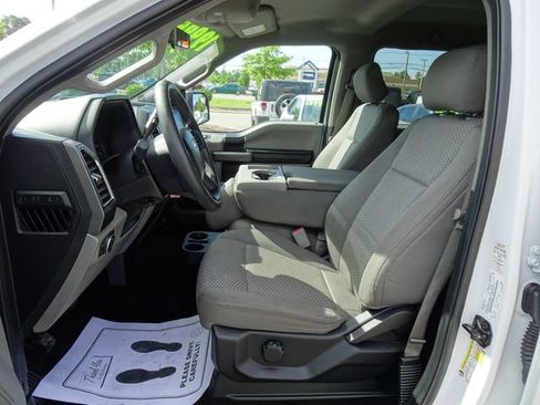 Used 2016 Ford F150 XLT RWD image 10