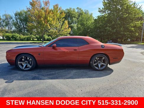 Used 2022 Dodge Challenger SRT Hellcat w/ Plus Package RWD image 1