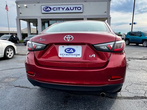 Used 2018 Toyota Yaris iA image 6