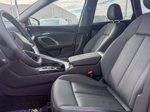 New 2025 Audi Q5 Premium image 13