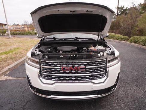 Used 2023 GMC Acadia Denali w/ Denali Ultimate Package image 10