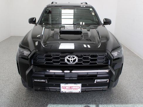 Used 2025 Toyota 4Runner TRD Sport Premium AWD/4WD image 3