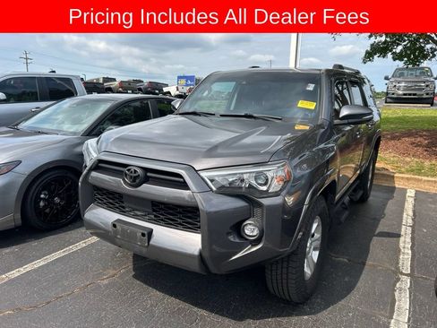 Used 2021 Toyota 4Runner SR5 Premium w/ Moonroof Package AWD/4WD image 12