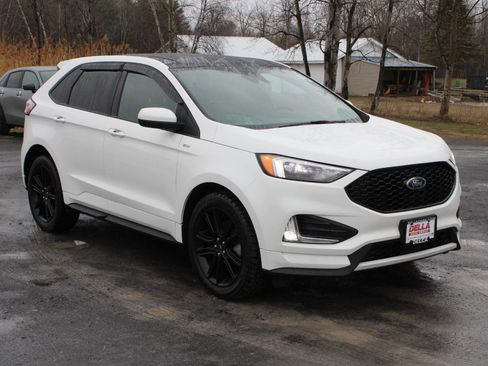 Used 2023 Ford Edge ST-Line image 3