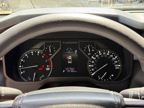Used 2022 Toyota Tundra Limited w/ Power Package RWD image 27