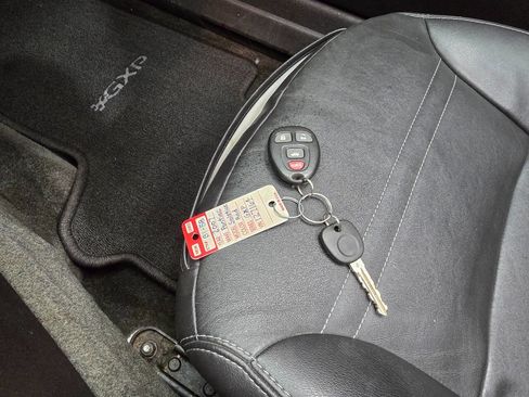 Used 2007 Pontiac Solstice GXP image 25