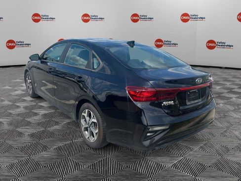 Used 2021 Kia Forte LXS FWD image 3