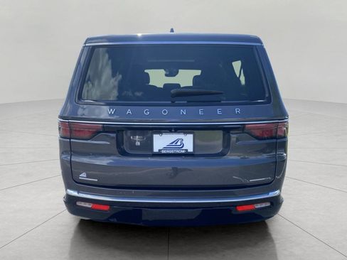 Used 2023 Jeep Wagoneer L Series III w/ Premium Group I AWD/4WD image 12