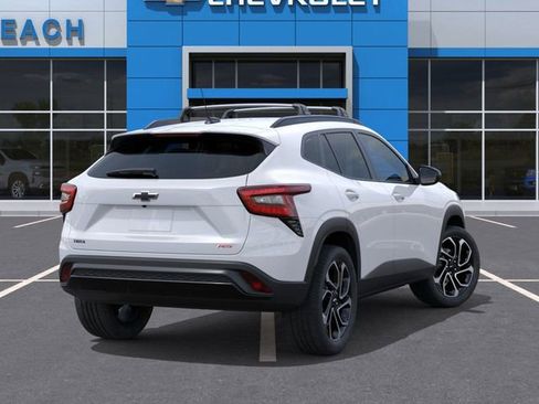 New 2026 Chevrolet Trax RS w/ Sunroof Package image 4