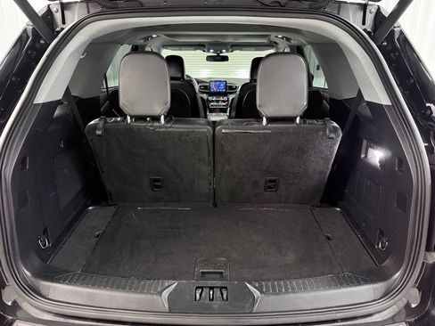Used 2022 Ford Explorer Limited w/ Equipment Group 301A RWD image 34