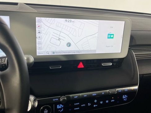 Used 2024 Hyundai Ioniq 5 Limited image 18