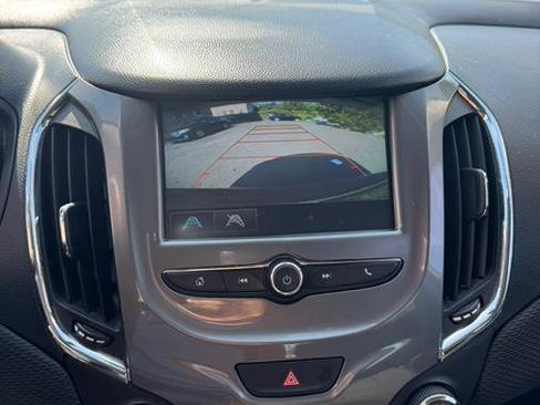 Used 2016 Chevrolet Cruze LT w/ Convenience Package image 22