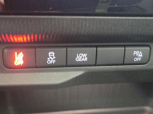 Used 2026 Jeep Cherokee Limited image 31