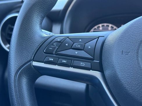 Used 2022 Nissan Kicks SV FWD image 30